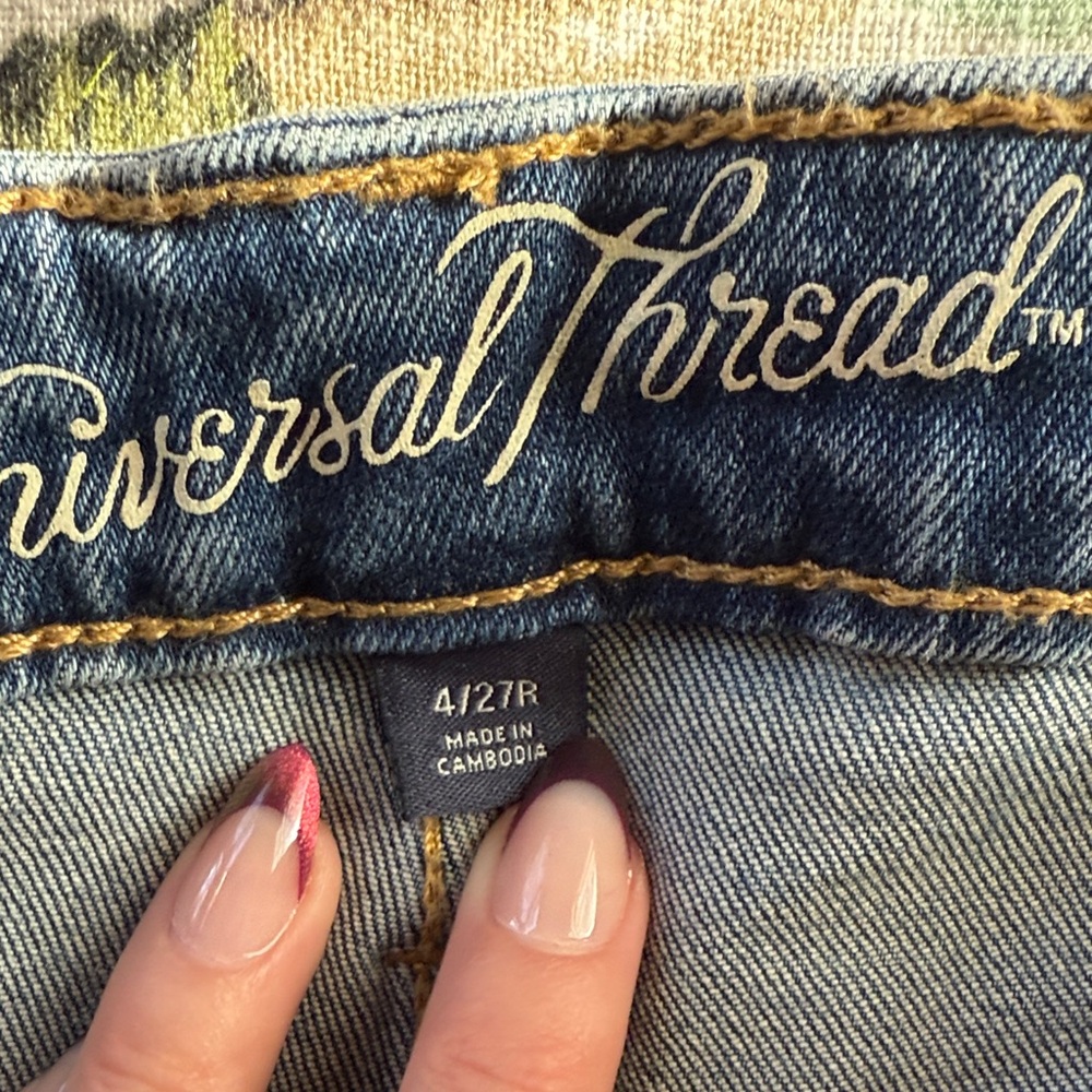 Universal Thread Patchwork Blue Jeans - Picture 4 of 8